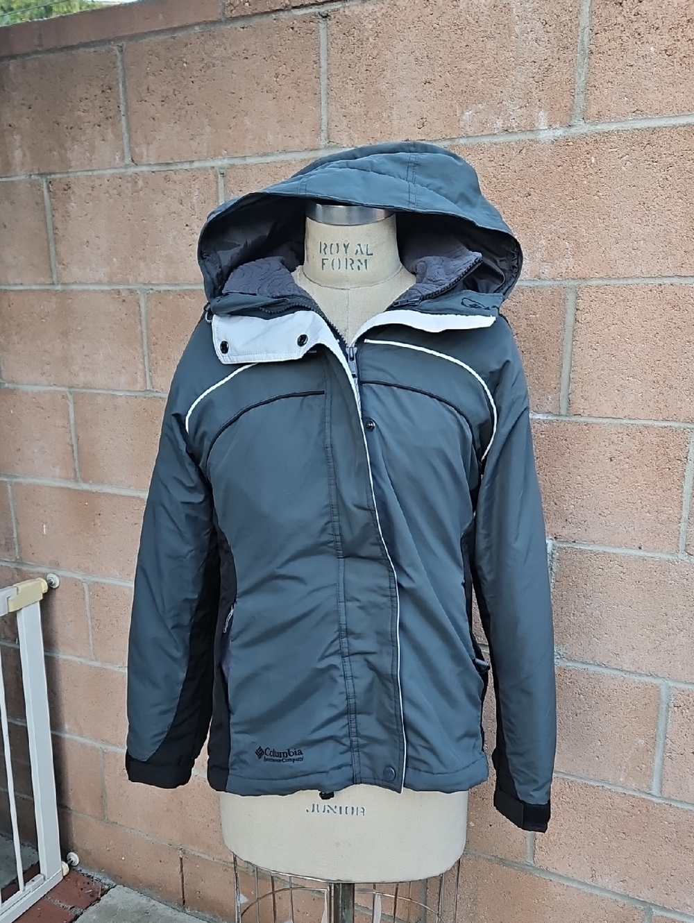 Columbia Hooded Ski/Snowboad Jacket